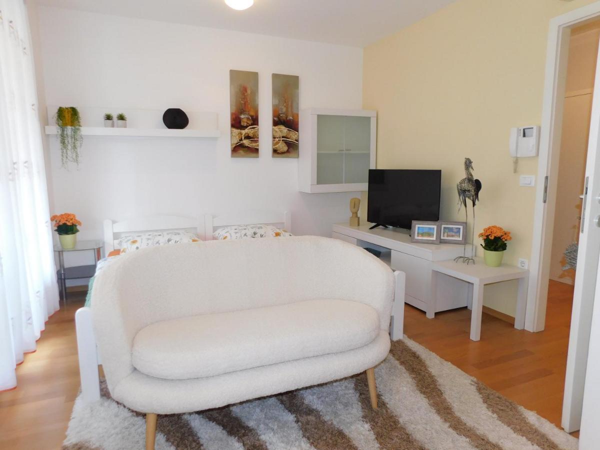 Апартаменти Apartma Minas Любляна Екстер'єр фото